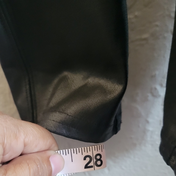 Spanx Mama Maternity Faux Leather Leggings Size Medium - Picture 8 of 9